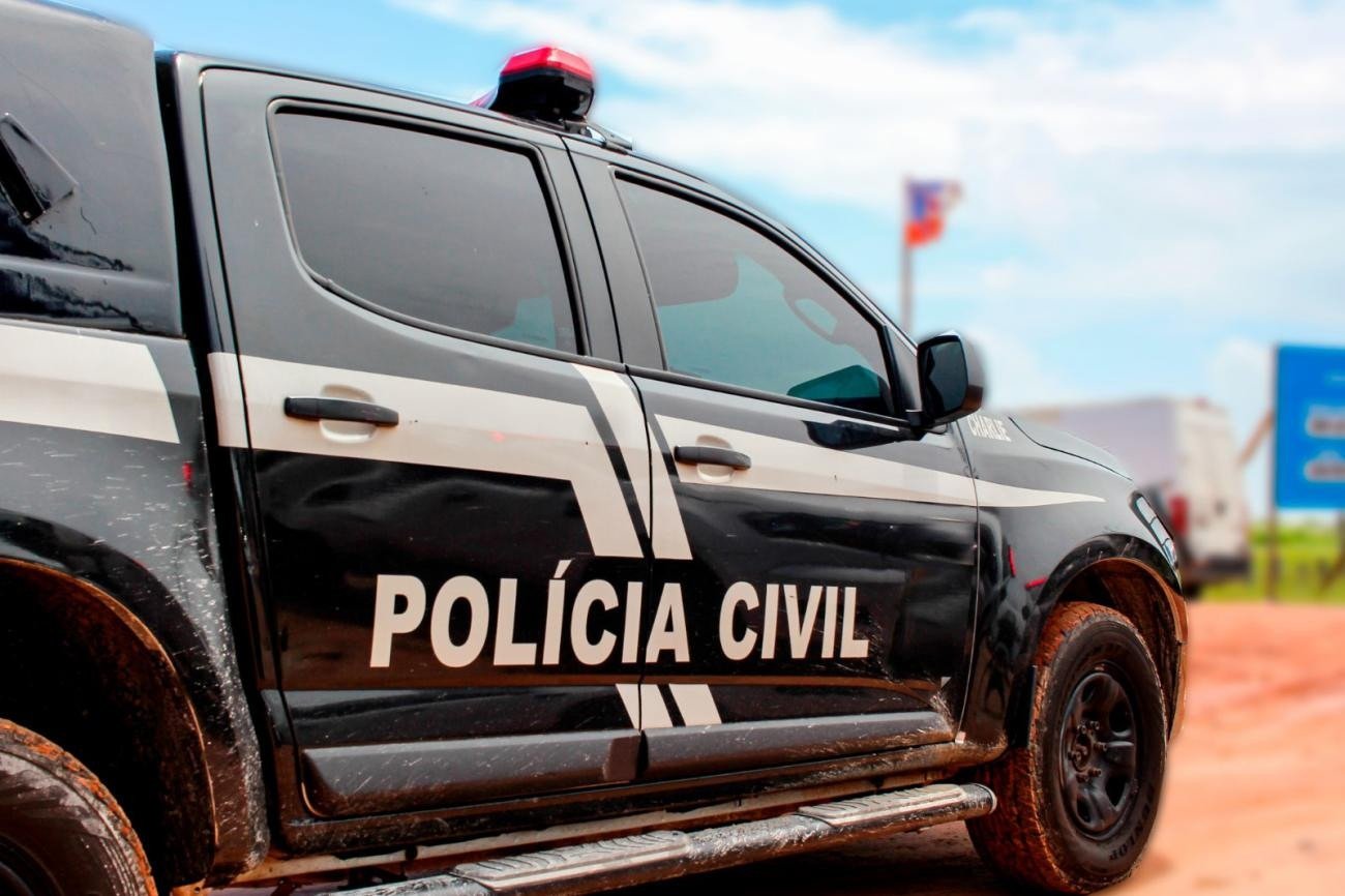 A Polícia Civil do Pará, por meio da equipe de Prainha, realizou uma operação e capturou um quarteto responsável por invadir e roubar a casa do prefeito do município. 