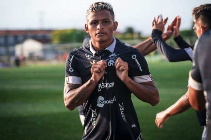 Remo empresta Felipinho para time paulista