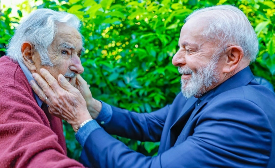 Lula e Mujica são amigos de longa data.