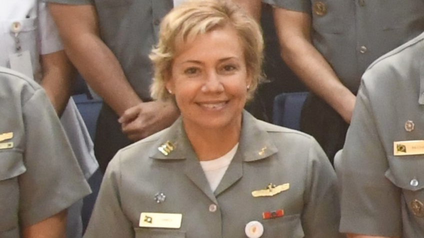 A capitã e médica da Marinha tinha 55 anos.