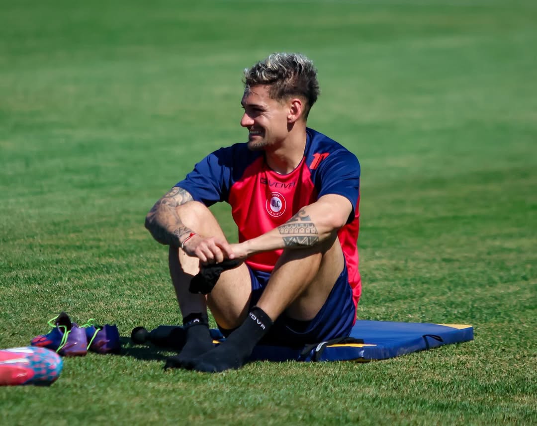 Atleta tem passagens pela seleção chilena de base.