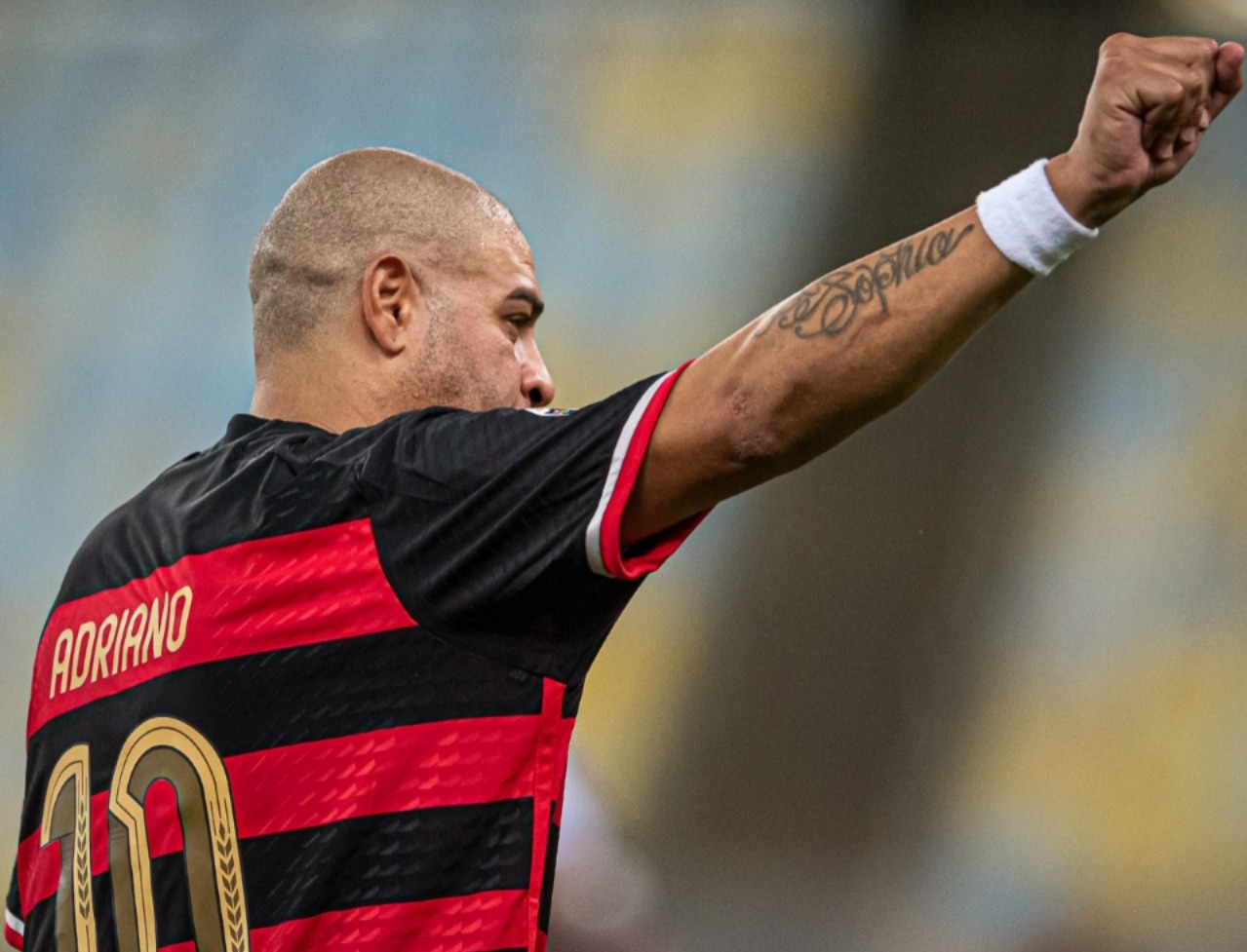 Adriano vestiu o manto do Flamengo pela última vez - 