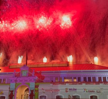 Imagem - Show de fogos de artifício marca inauguração do Novo Mercado de São Brás