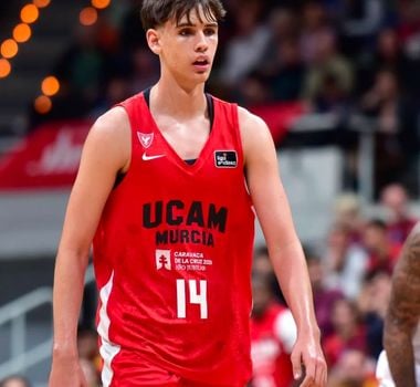 Imagem - Jovem paraense faz história no basquete espanhol