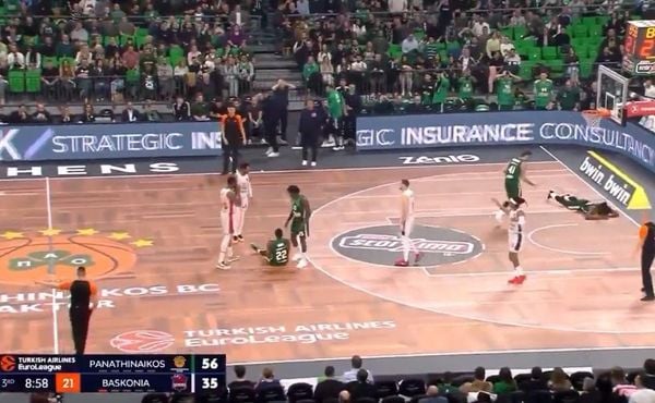 Vídeo: torcedores passam mal em ginásio após lesão grave de jogador de basquete