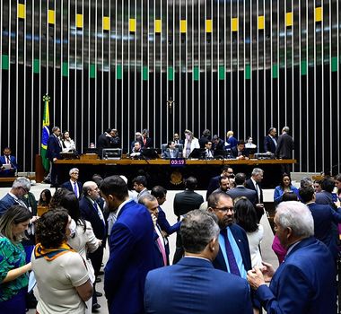 Imagem - Congresso aprova valor de novo salário mínimo para 2025; saiba mais