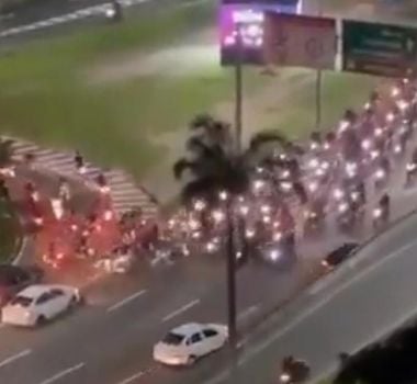 Imagem - Vídeo: motoqueiros fazem encontro de madrugada e incomodam moradores no RJ