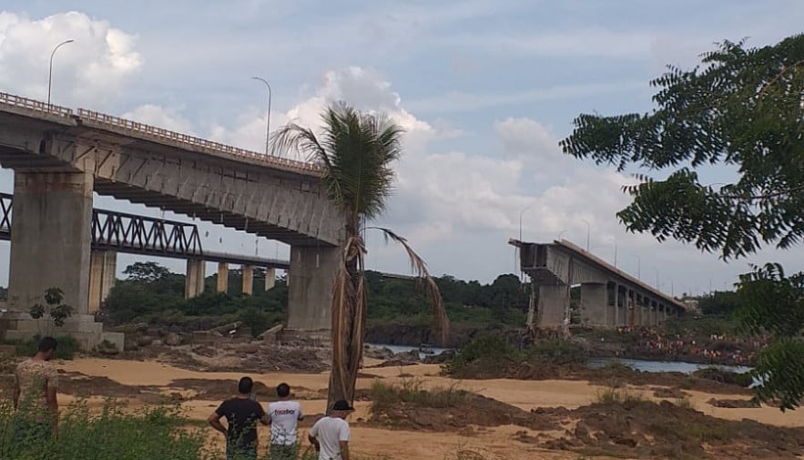 Ibama investiga efeitos da carga tóxica no Rio Tocantins após queda da ponte