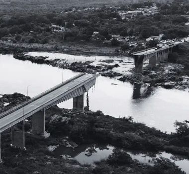 Imagem - Marinha confirma 11 mortos na queda de ponte