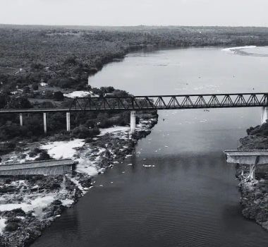 Imagem - Marinha suspende busca subaquática na região da ponte que caiu