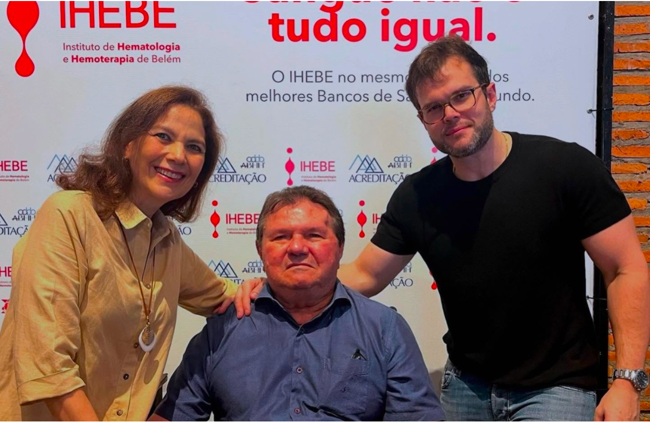 Ana Suely Saraiva e os hematologistas João Saraiva e João Saraiva Filho que, ao lado de Murilo Azevedo e Aocorro Cardoso, dirigem o IHEBE