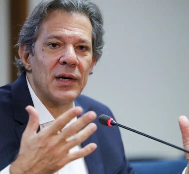 Imagem - Haddad descarta elevar IOF para conter saída de dólares