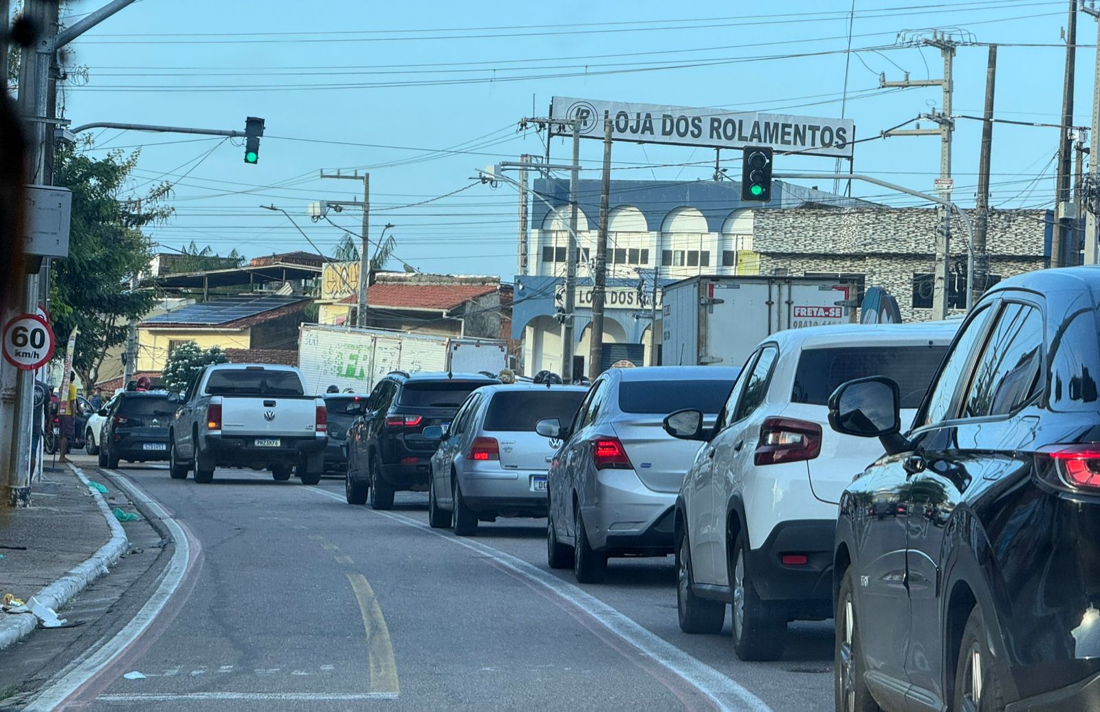 Trânsito intenso na Av.Pedro Álvares Cabral, em Belém