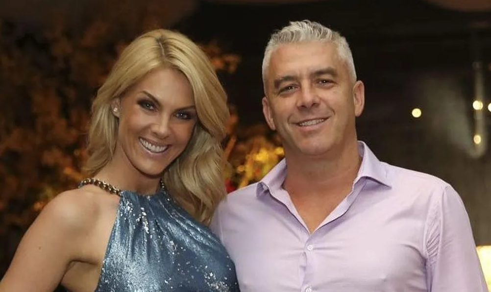 (Ana Hickmann e o ex-marido Alexandre. )