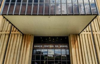 Dólar e economia aquecida explicam maior parte da alta da inflação, diz Banco Central