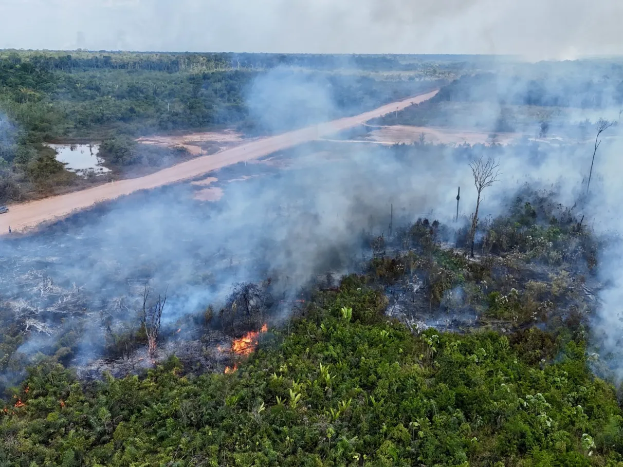 Fenômeno climático favorece queimadas na Amazônia