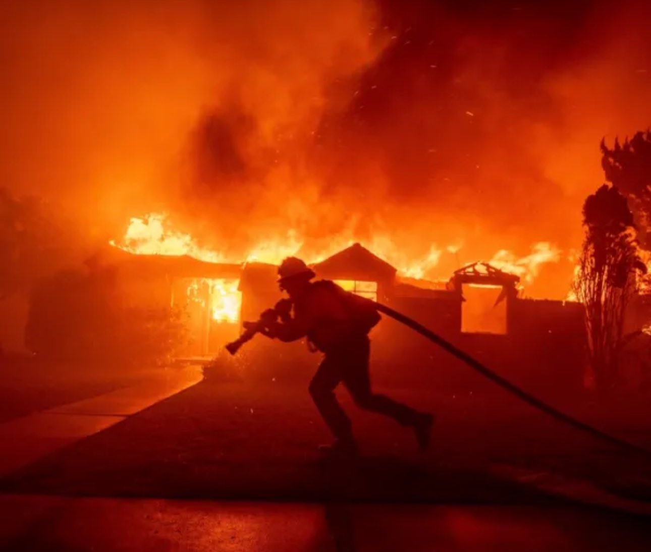 Incêndio em Los Angeles.