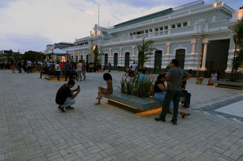 Novo Mercado de São Brás já se integra ao dia a dia de turistas e moradores de Belém.