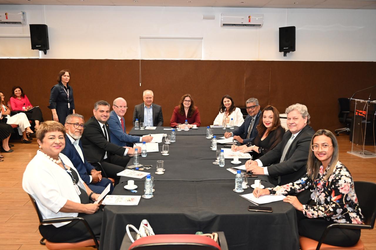 Solenidade de adesão ao Pacto contra o Racismo lançado pelo Tribunal de Contas do Estado