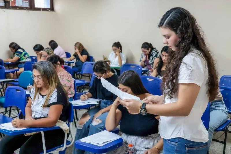 As inscrições devem ser realizadas presencialmente em Belém, entre os dias 17 e 19 de janeiro de 2025, das 9h às 17h, no Centro de Ciências Sociais e Educação (CCSE).