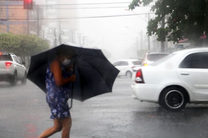 Em Belém, capital paraense, o tempo hoje está nublado pela manhã e será chuvoso à tarde. 