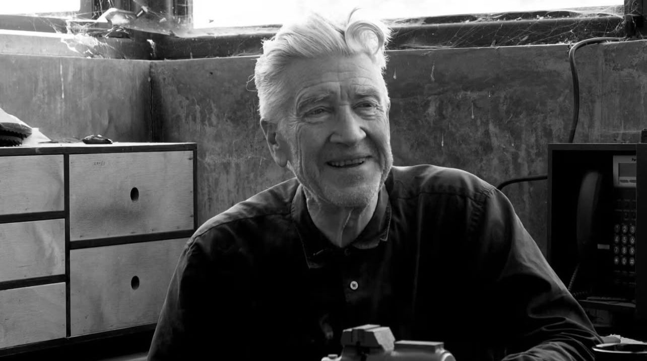 Cineasta David Lynch, morre aos 78 anos.