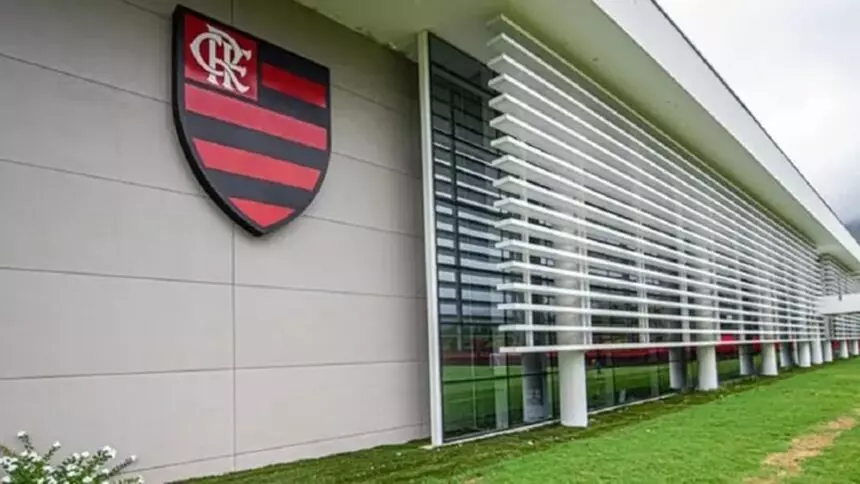 Flamengo se pronuncia sobre reestruturação no futebol de base