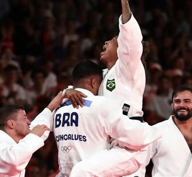 Imagem - No Judô, Brasil bate EUA em disputa por equipes, 1ª após bronze em Paris