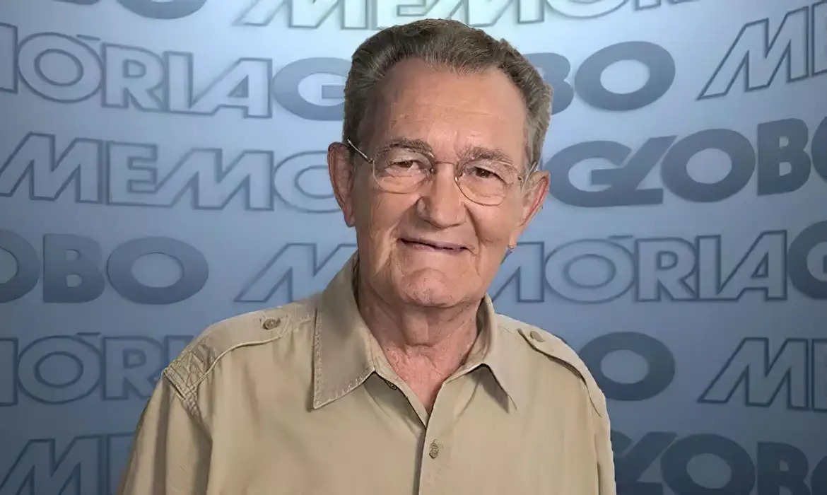 O jornalista, locutor e apresentador de televisão Léo Batista morreu neste domingo (19), aos 92 anos.