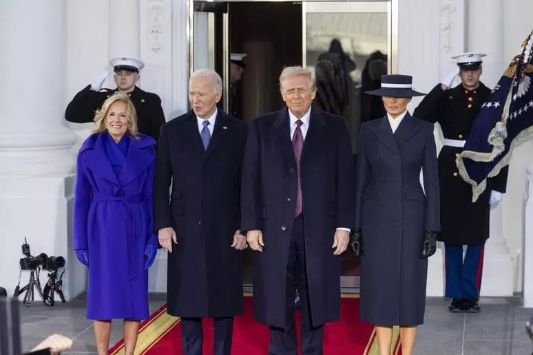 Imagem - Joe e Jill Biden recebem Donald e Melania Trump na Casa Branca