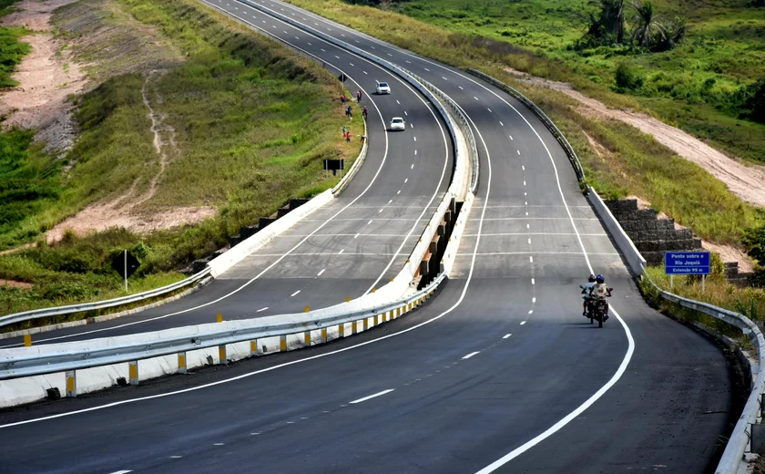 Ação é destinada à verificação das "ferramentas de governança" para gestão de investimentos em pontes e rodovias.