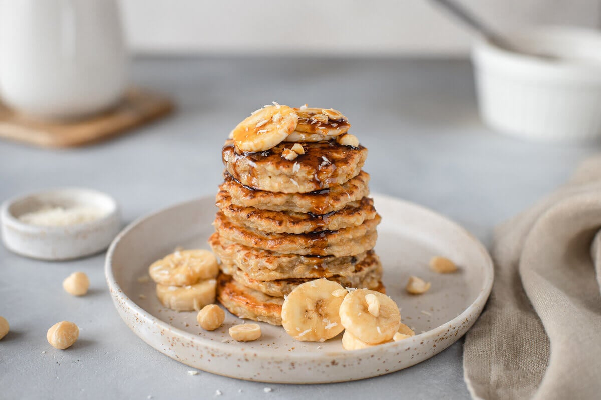 Panqueca de banana com coco ralado (Imagem: Teresa Kasprzycka | Shutterstock)