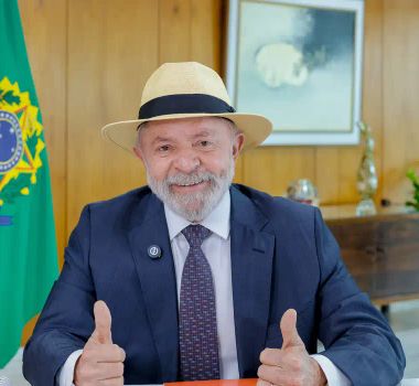 Imagem - Lula faz exames de imagem da cabeça e está liberado para viagens