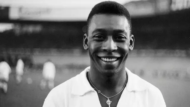 Imagem - Vídeo: voz de Pelé criada por IA convoca Neymar para retornar ao Santos e comove a internet