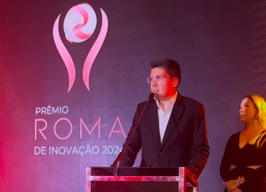 Romulo Netto, vice-presidente do Grupo Roma, dá as boas-vindas aos concorrentes