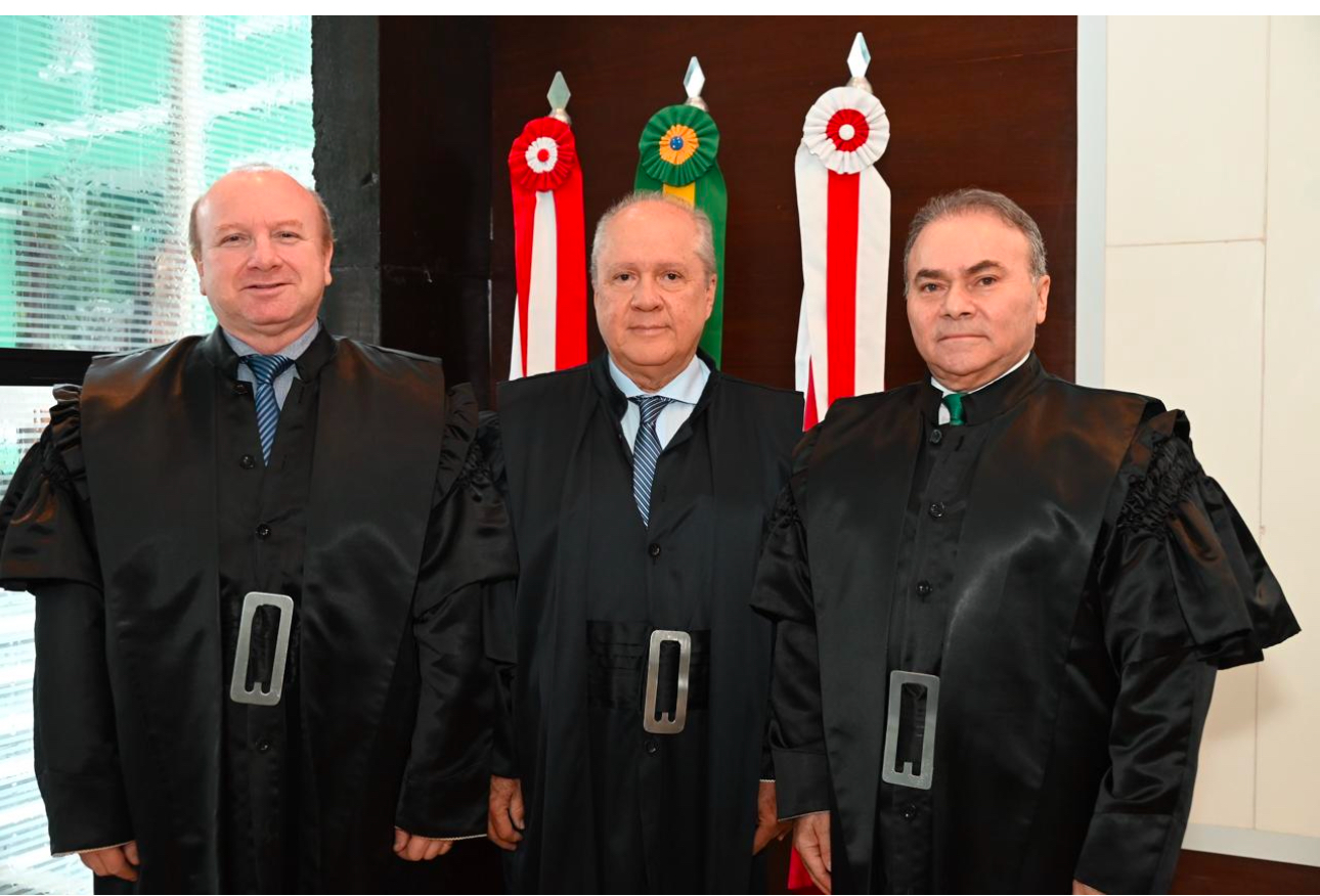 Fernando Ribeiro, Presidente do TCE - Pa, Luis Cunha, Vice Presidente, e Odilon Teixeira, Corregedor da Corte de Contas