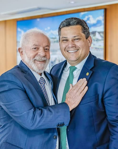 Imagem - Lula parabeniza vitória de Alcolumbre na disputa à presidência do Senado