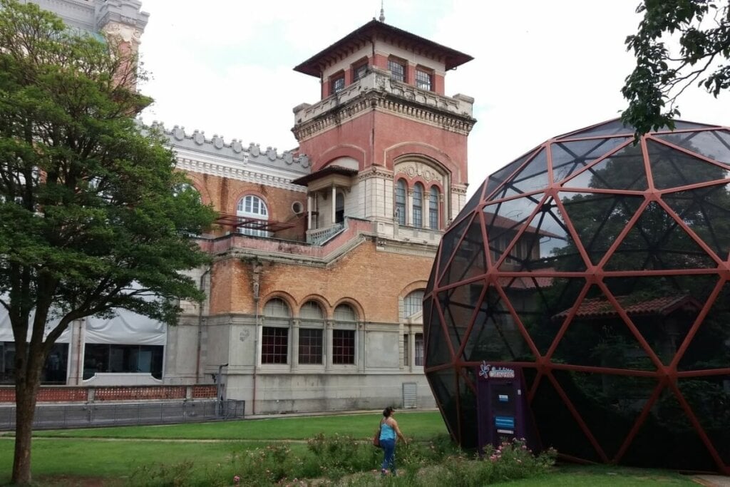 O Museu Catavento é ideal para toda a família (Imagem: Sergio Ariel | Shutterstock)