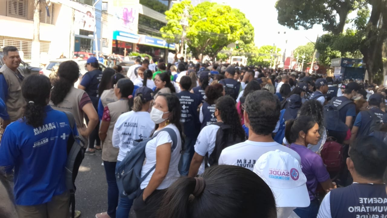 Imagem - Vídeo: manifestação de agentes de saúde deixa trânsito parado na José Malcher, em Belém