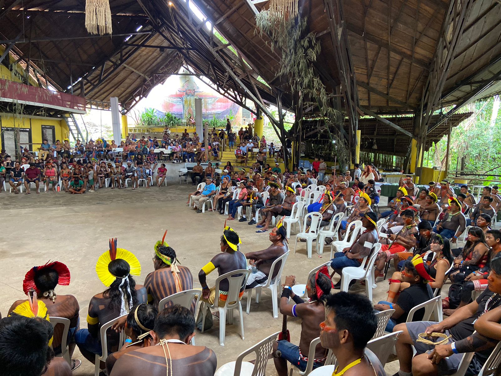 Imagem - Mais de quinhentos indígenas chegam em Belém para protestar nesta segunda, 3; assista