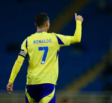 Imagem - Eliminação do Al-Nassr faz Cristiano Ronaldo 'coringar' em campo; assista