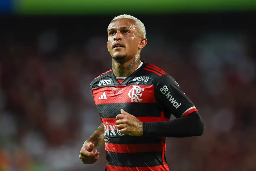 Imagem - Wesley, lateral do Flamengo, se destaca e chama atenção da Seleção Brasileira