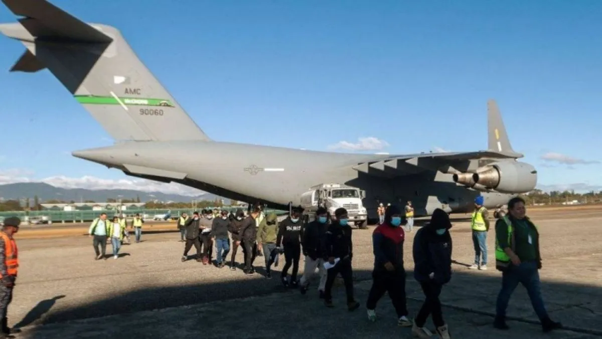 Imagem - Governo Trump manda 111 deportados ao Brasil em voo que chega em Fortaleza