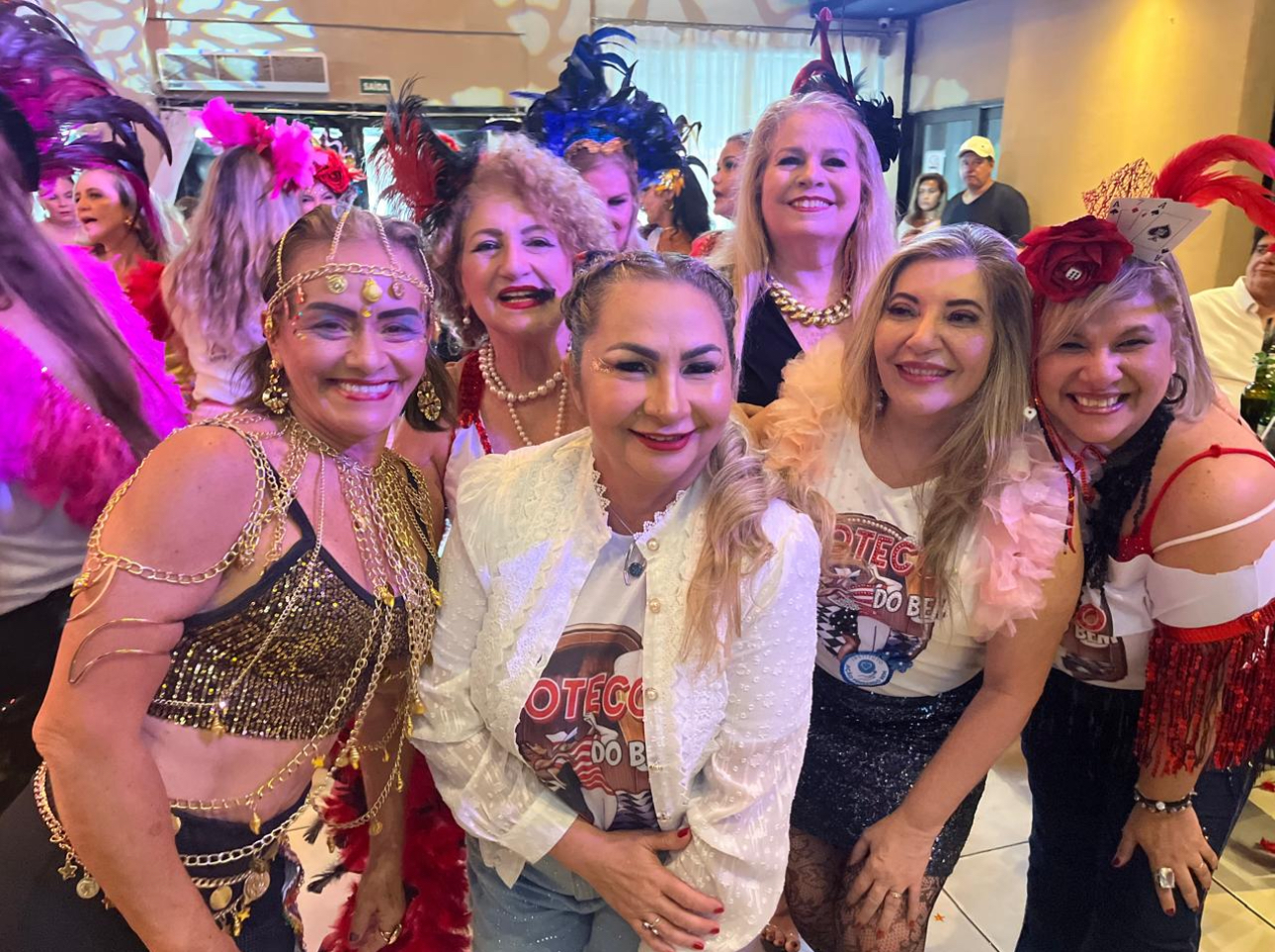 Donatila do Pilar, Rosa Fernandez, Beth Jorge, Edye Gallucio, Cândida Costa e Claudia Titan 