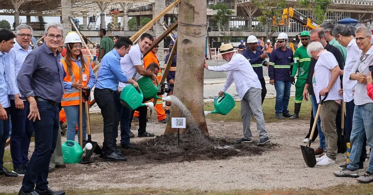 Lula visita obras do Parque da Cidade em preparação para a COP-30 em Belém