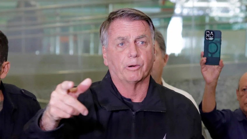 Imagem - Bolsonaro promete 'libertar' Cuba se voltar à Presidência do Brasil