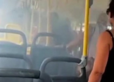 Imagem - Celular explode em bolso de passageira de ônibus no Espírito Santo; caso é o segundo em uma semana