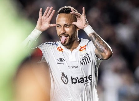 Imagem - Vídeo: Neymar marca o primeiro gol no retorno ao Santos em vitória contra o Água Santa