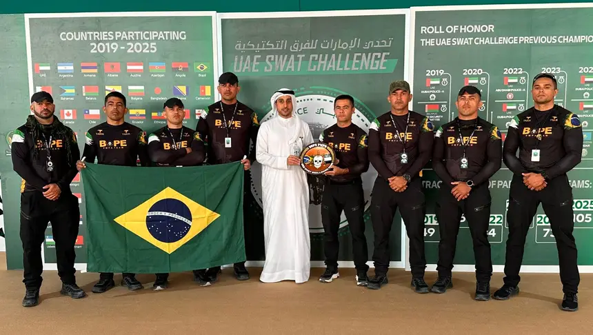 Policiais no UAE SWAT Challenge, em Dubai.