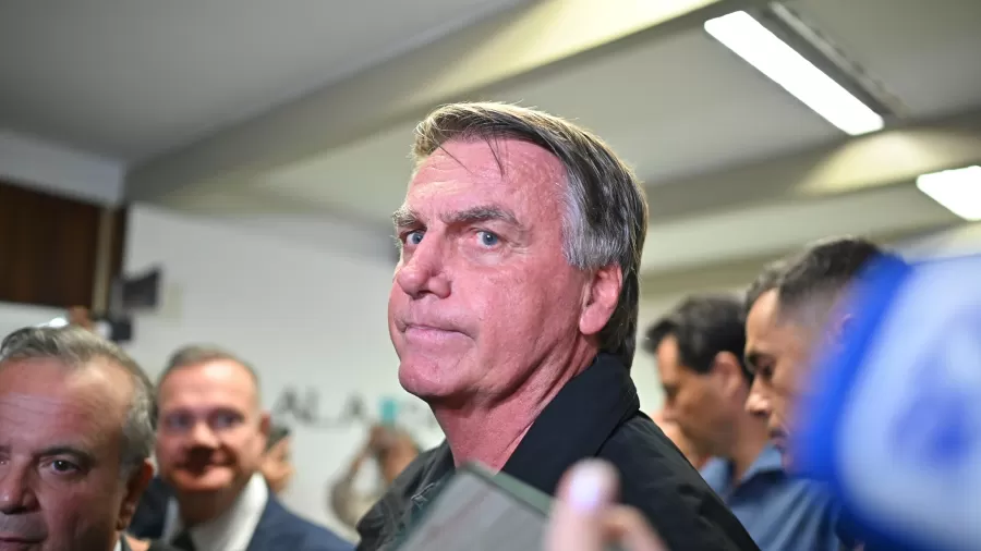 Imagem - Após denúncia, Bolsonaro se reúne com deputados da oposição